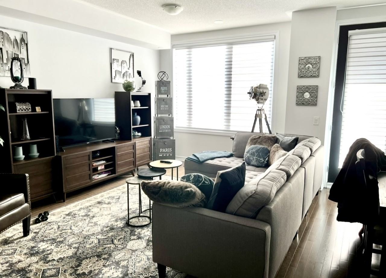 3039 Silvertip Common - Photo 2 of 13