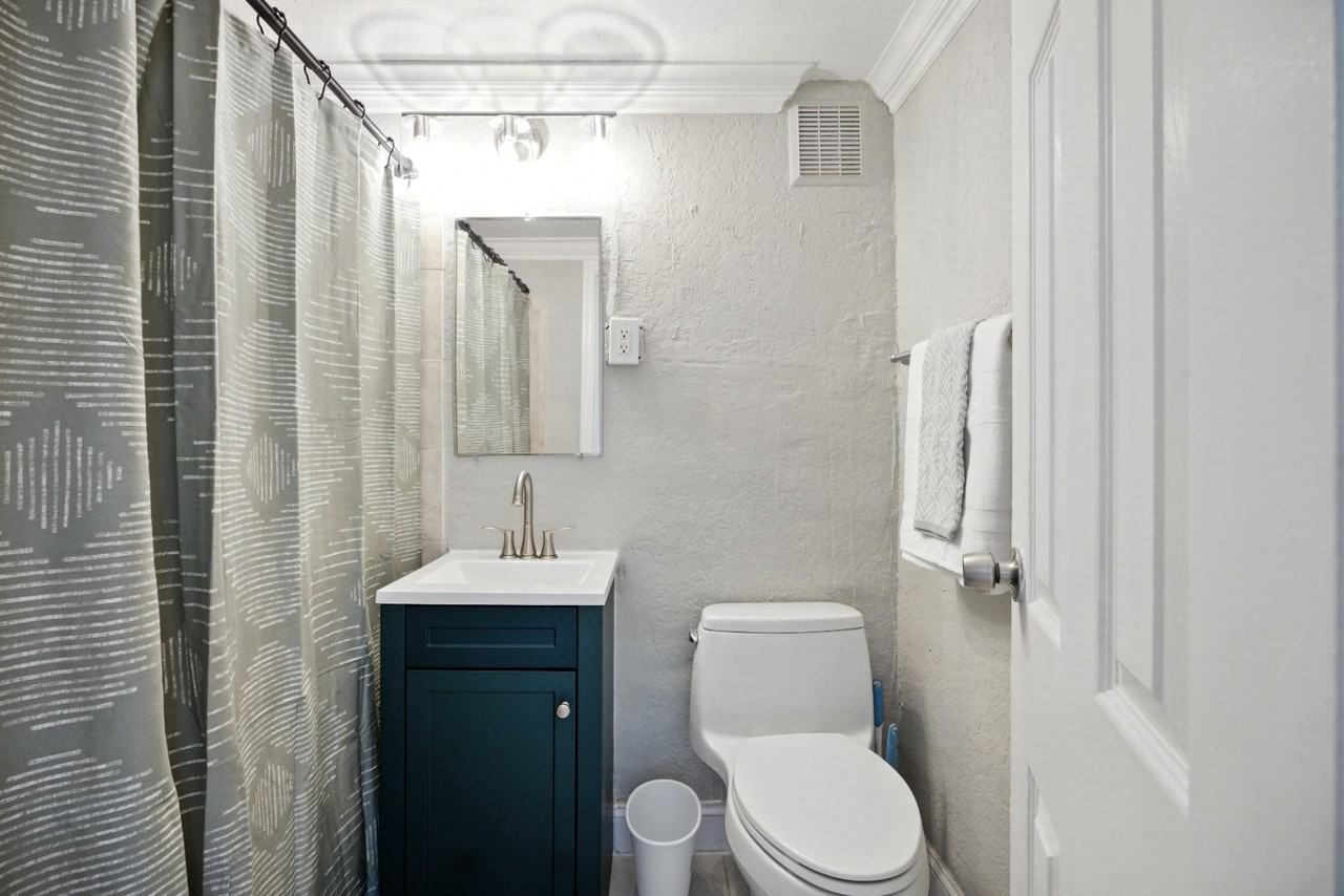 311 West Ashley Street #1604 - Photo 3 of 23