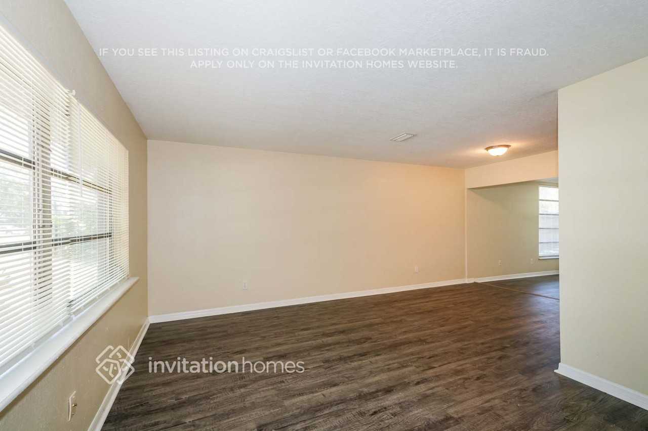 2316 Americus Drive - Photo 3 of 17