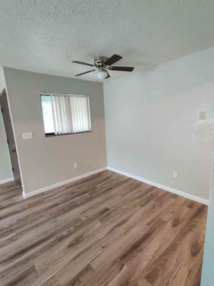 Brougham Estates II - Photo 3 of 31