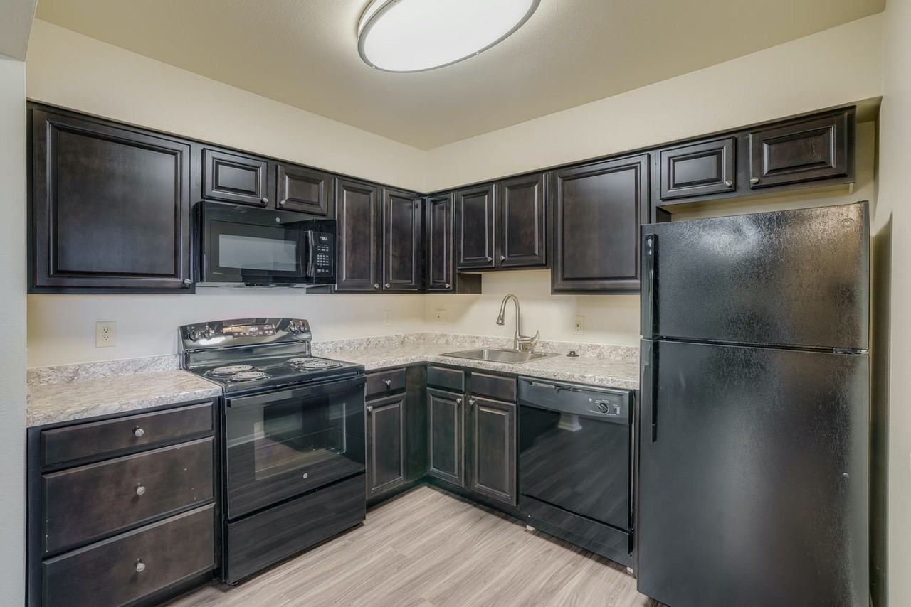 OLDE TOWN ARVADA – UNBEATABLE LOCATION & CHARM! - Photo 4 of 50