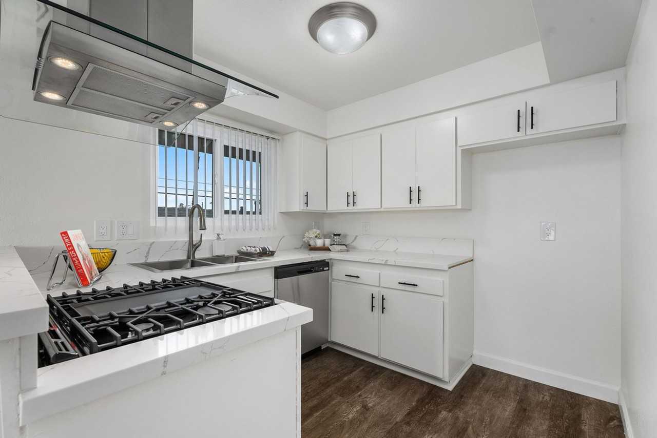 Domus Villas Apartments - Photo 6 of 14