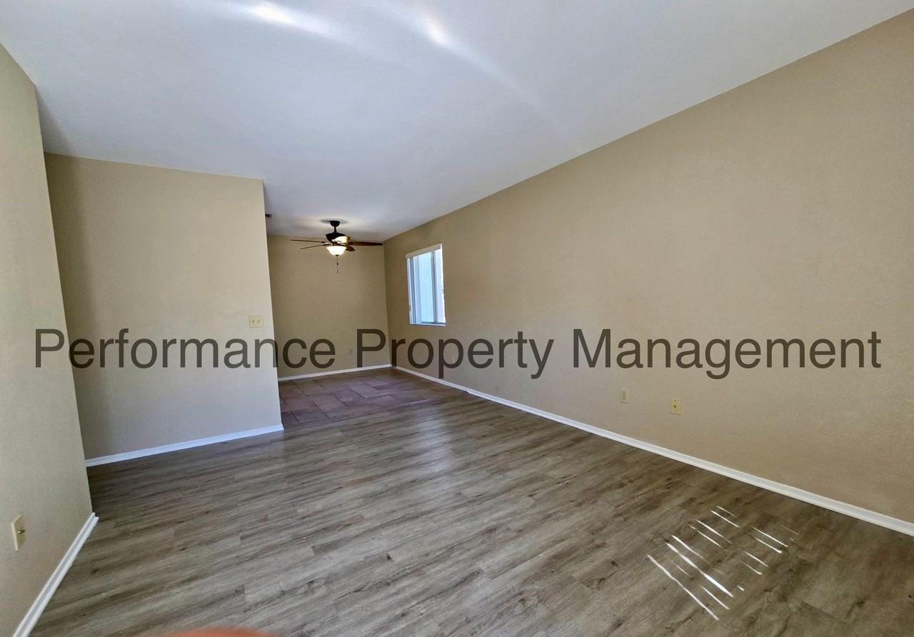 840 E Ridgecrest Blvd #38 - Photo 3 of 16