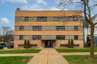 2600 E Kenwood Blvd - Photo 1 of 1