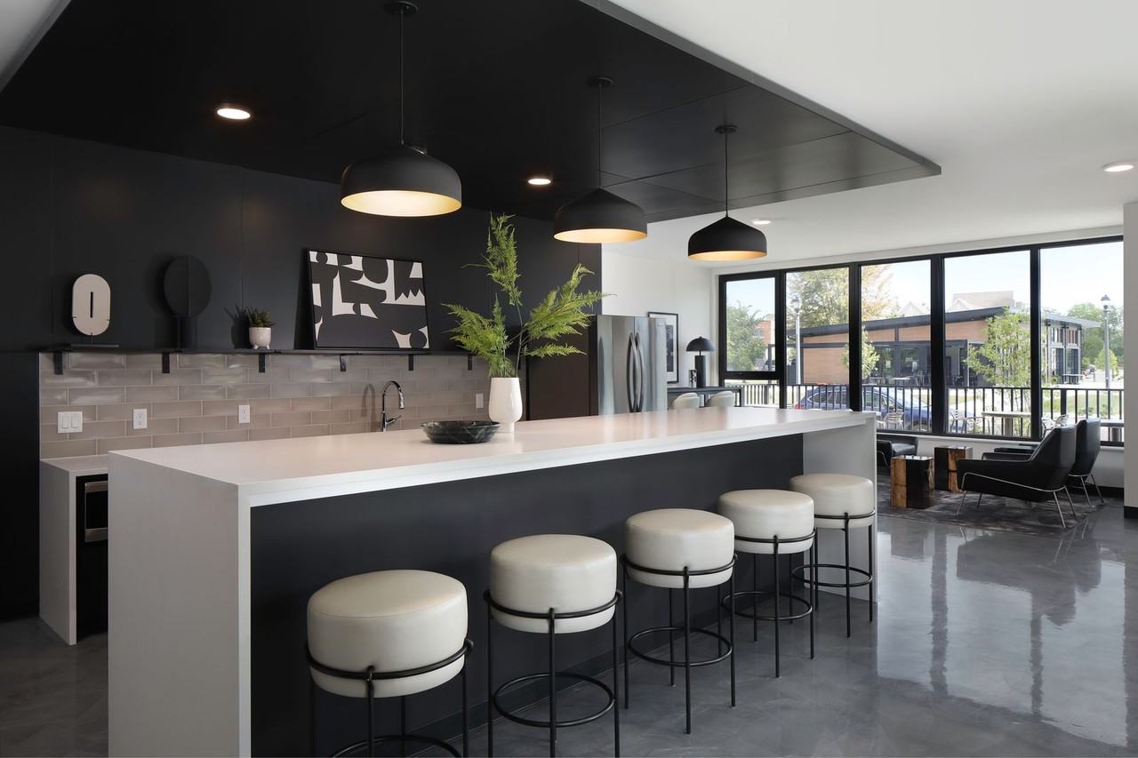 Greenlink Residences - Photo 5 of 50