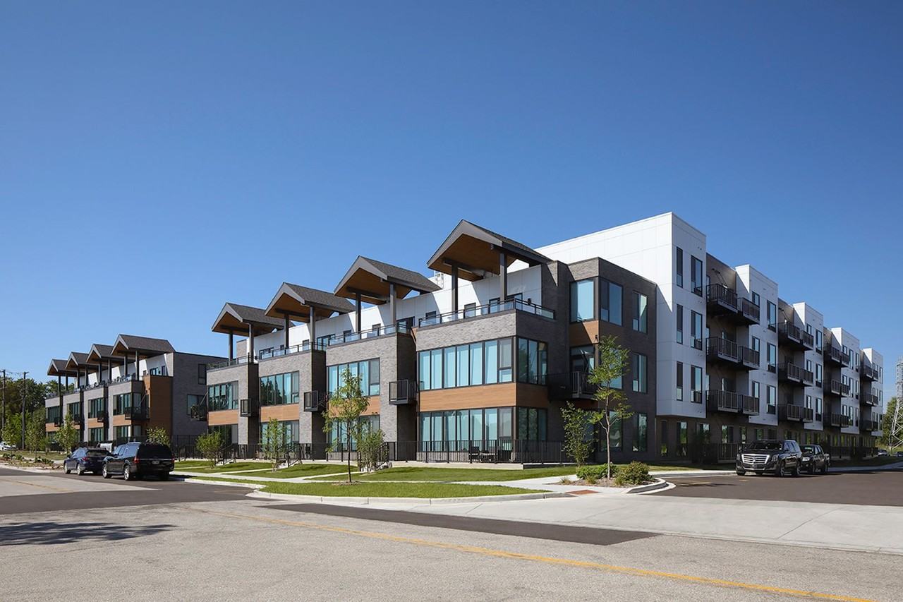 Greenlink Residences - Photo 7 of 50