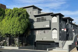 821 S Gramercy, Los Angeles - Photo 1 of 1