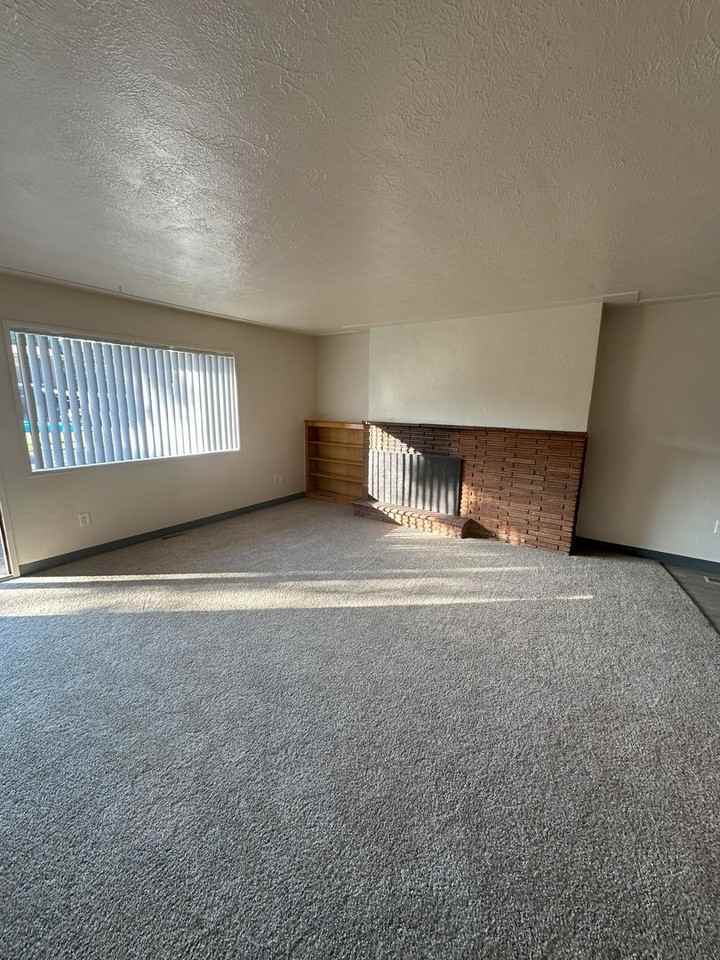 453-132 Stoneway Apartments - Photo 6 of 39