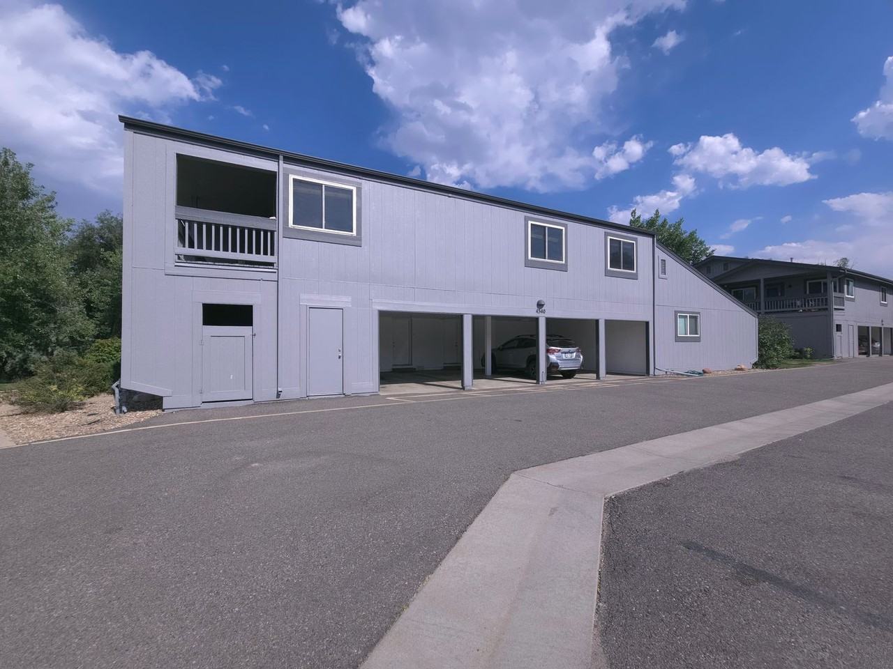 4340 Monroe Dr #D - Photo 2 of 21