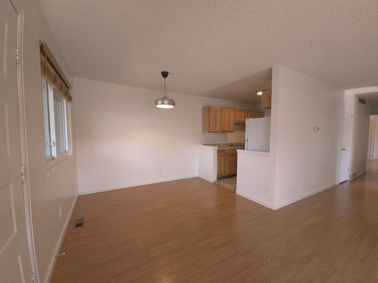 4340 Monroe Dr #D - Photo 6 of 21