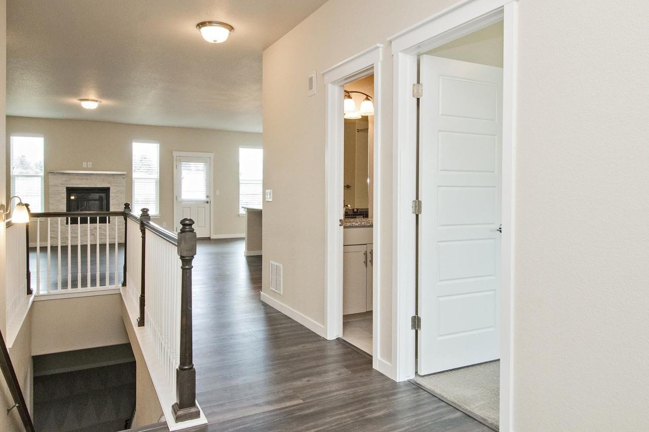 12628 Stone Valley Dr - Photo 3 of 43