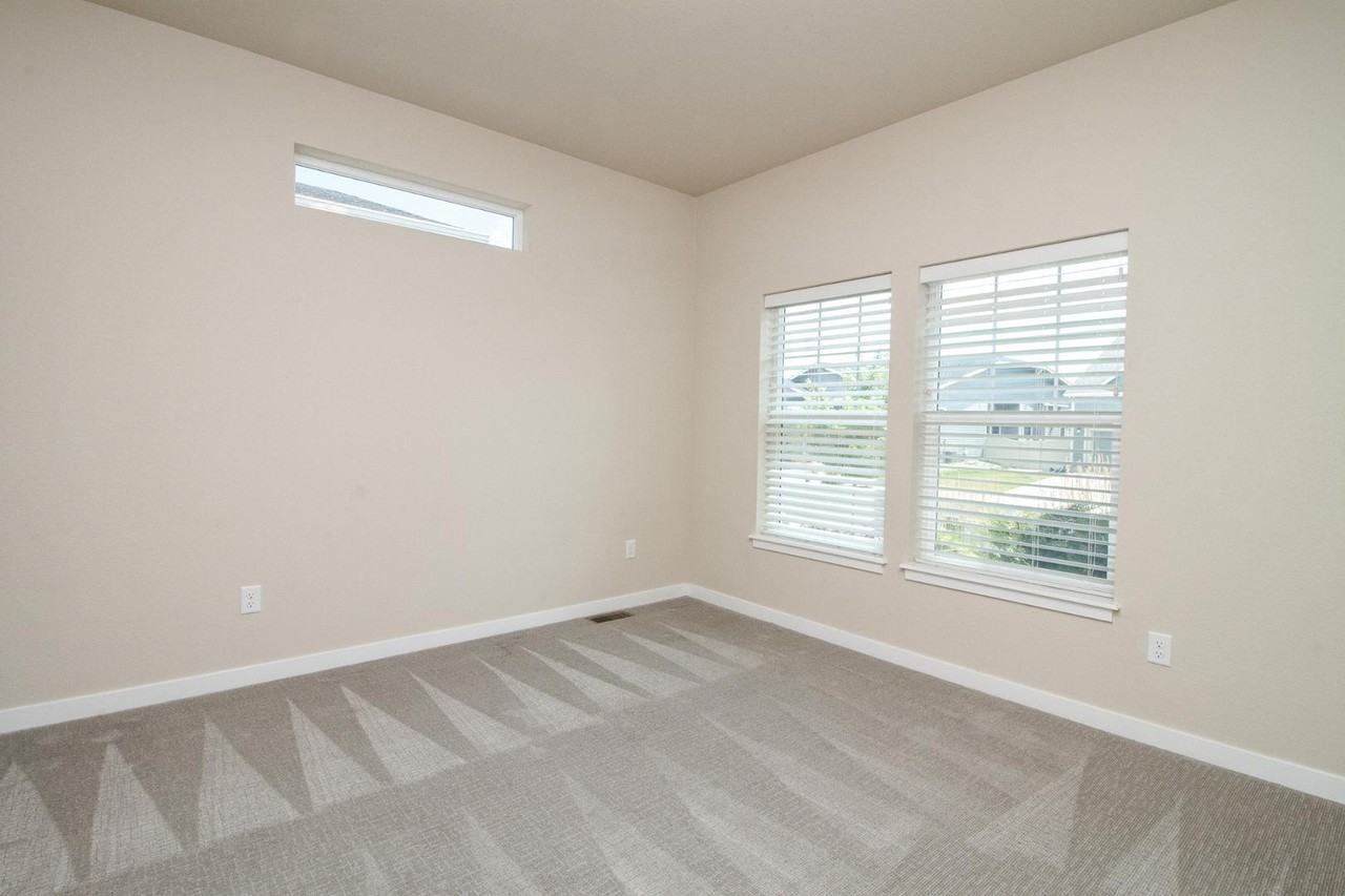 12628 Stone Valley Dr - Photo 4 of 43