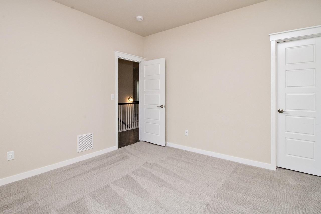 12628 Stone Valley Dr - Photo 5 of 43