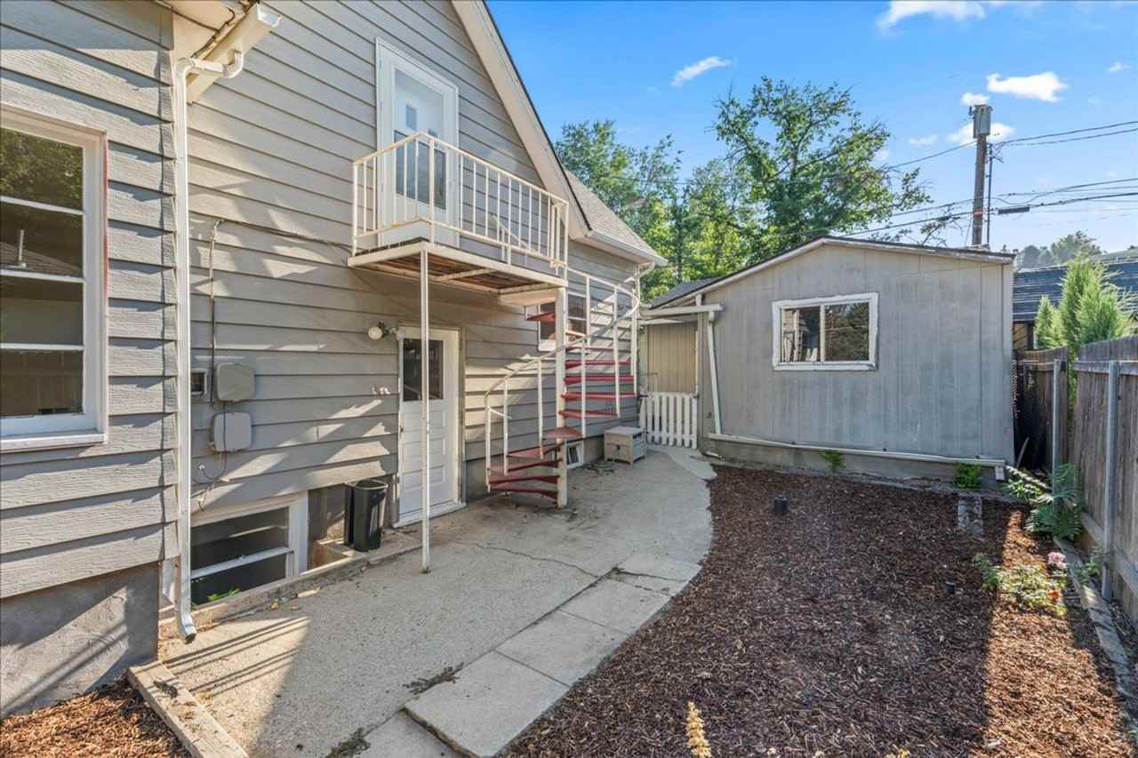 1812 N 8th St - Photo 3 of 34