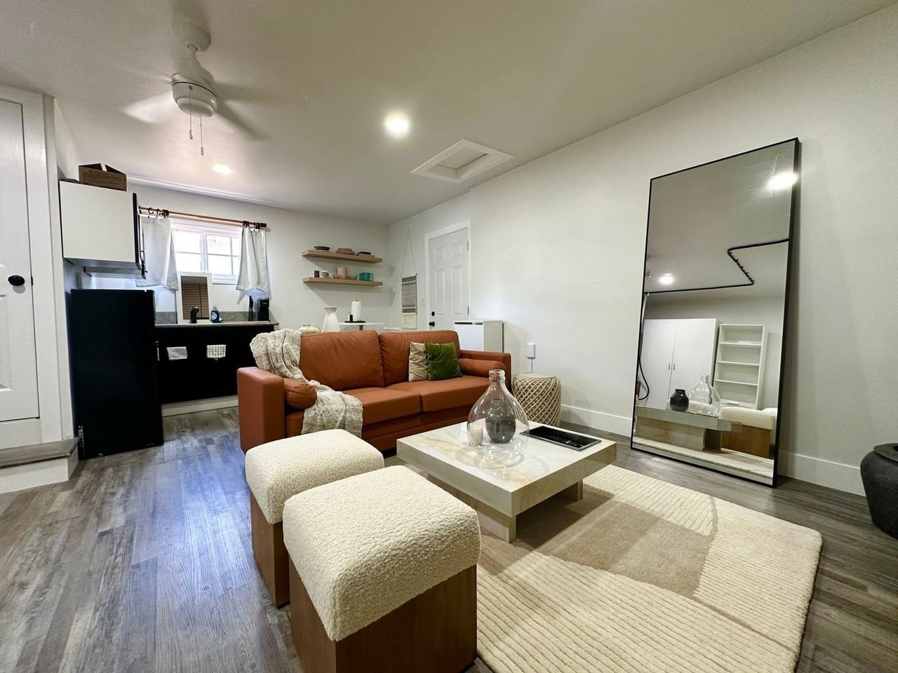 7547 Garden Grove Ave - Photo 3 of 14