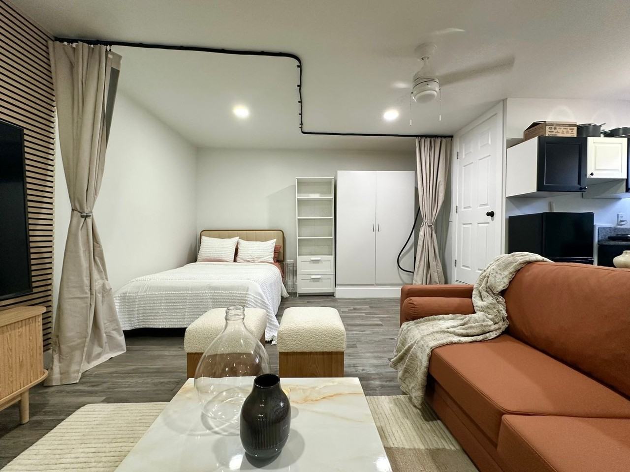 7547 Garden Grove Ave - Photo 4 of 14