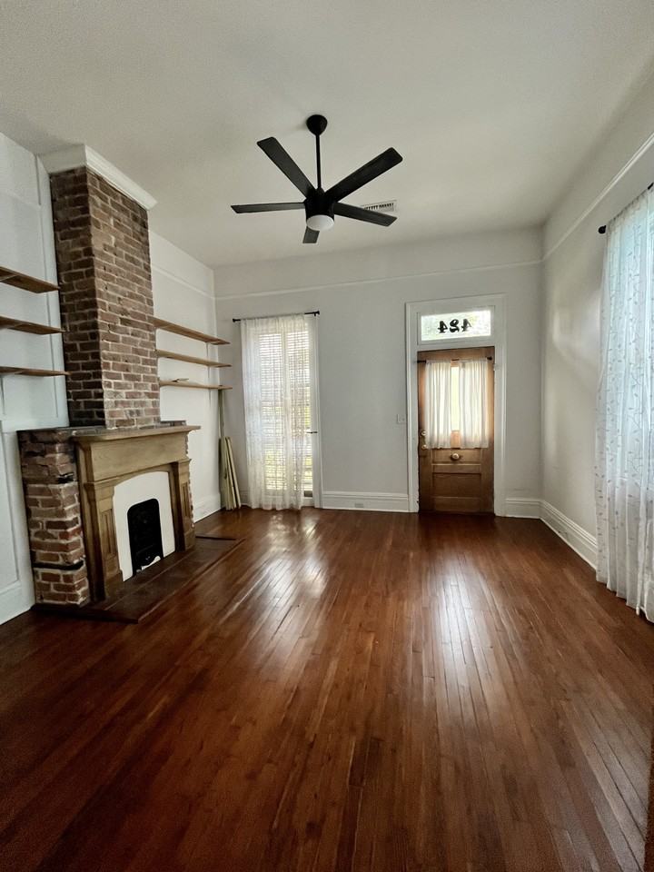 424 South Scott Street - Photo 3 of 16