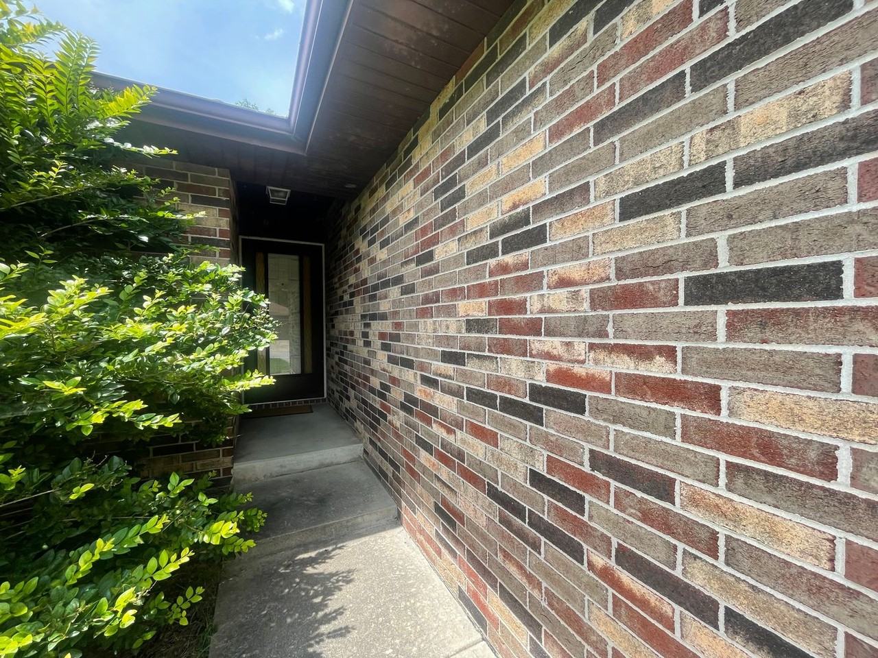 249 S Monte Vista Ave - Photo 2 of 22
