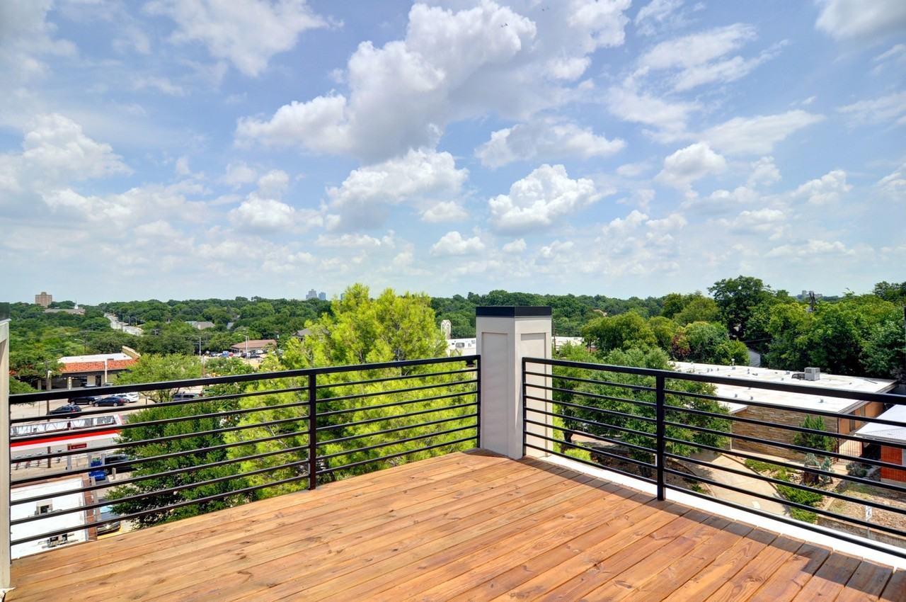 2512 Forest Park Blvd - Photo 5 of 39