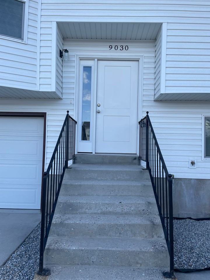9030 S Kenyon Cir - Photo 2 of 35