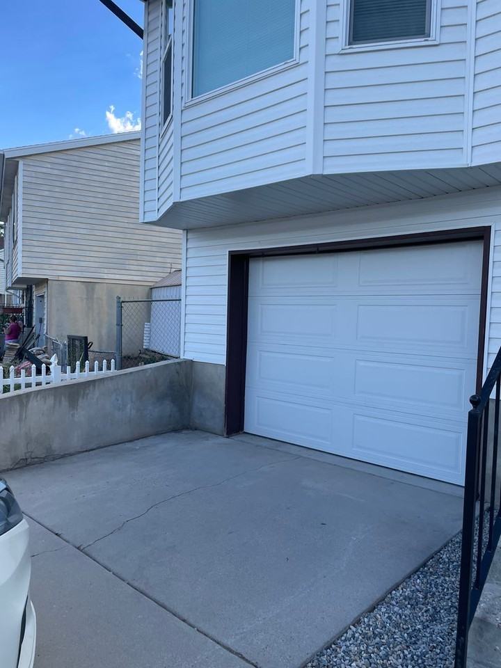 9030 S Kenyon Cir - Photo 3 of 35