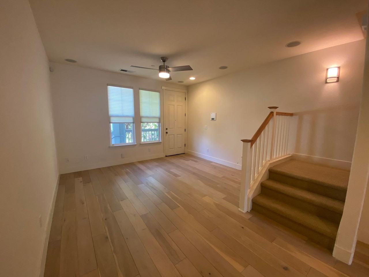 1636 D Street - Photo 6 of 22