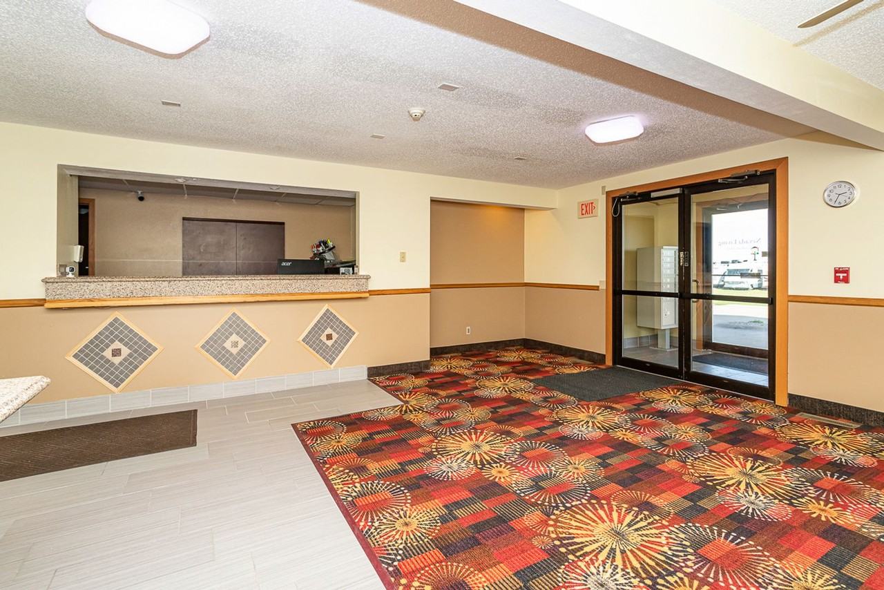 1521 S G Ave #203 - Photo 7 of 9