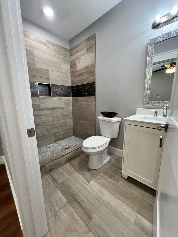 1724 Highland Ave - Photo 7 of 38