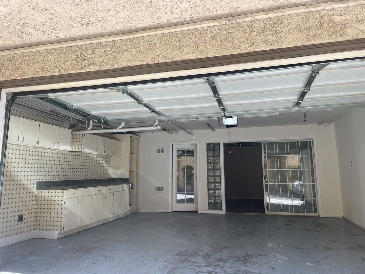 15033 Sherman Way #E - Photo 2 of 22