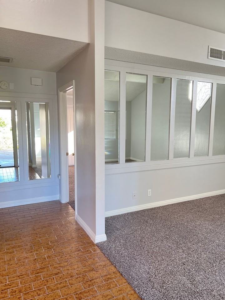 7801 Selkirk Drive - Photo 2 of 17