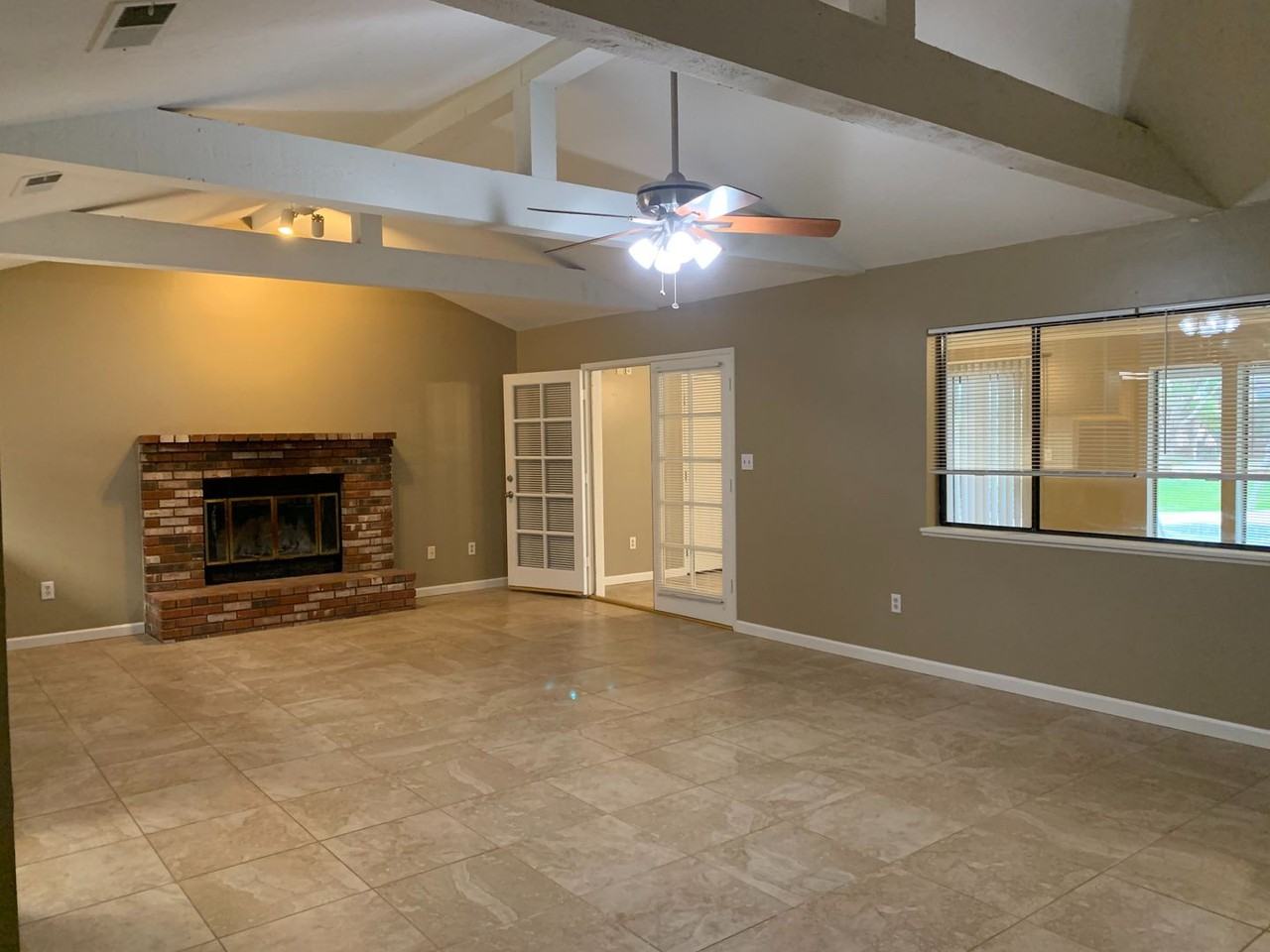 616 Marylhurst St - Photo 3 of 16