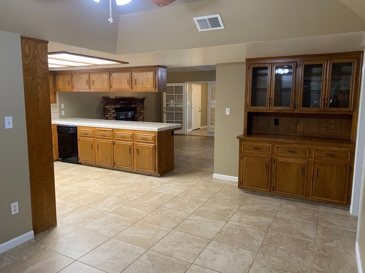 616 Marylhurst St - Photo 5 of 16