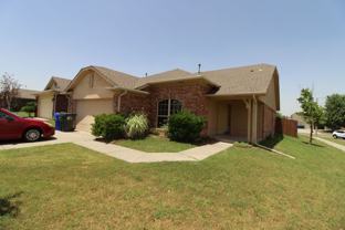 2821 Edgemere Dr - Photo 1 of 1