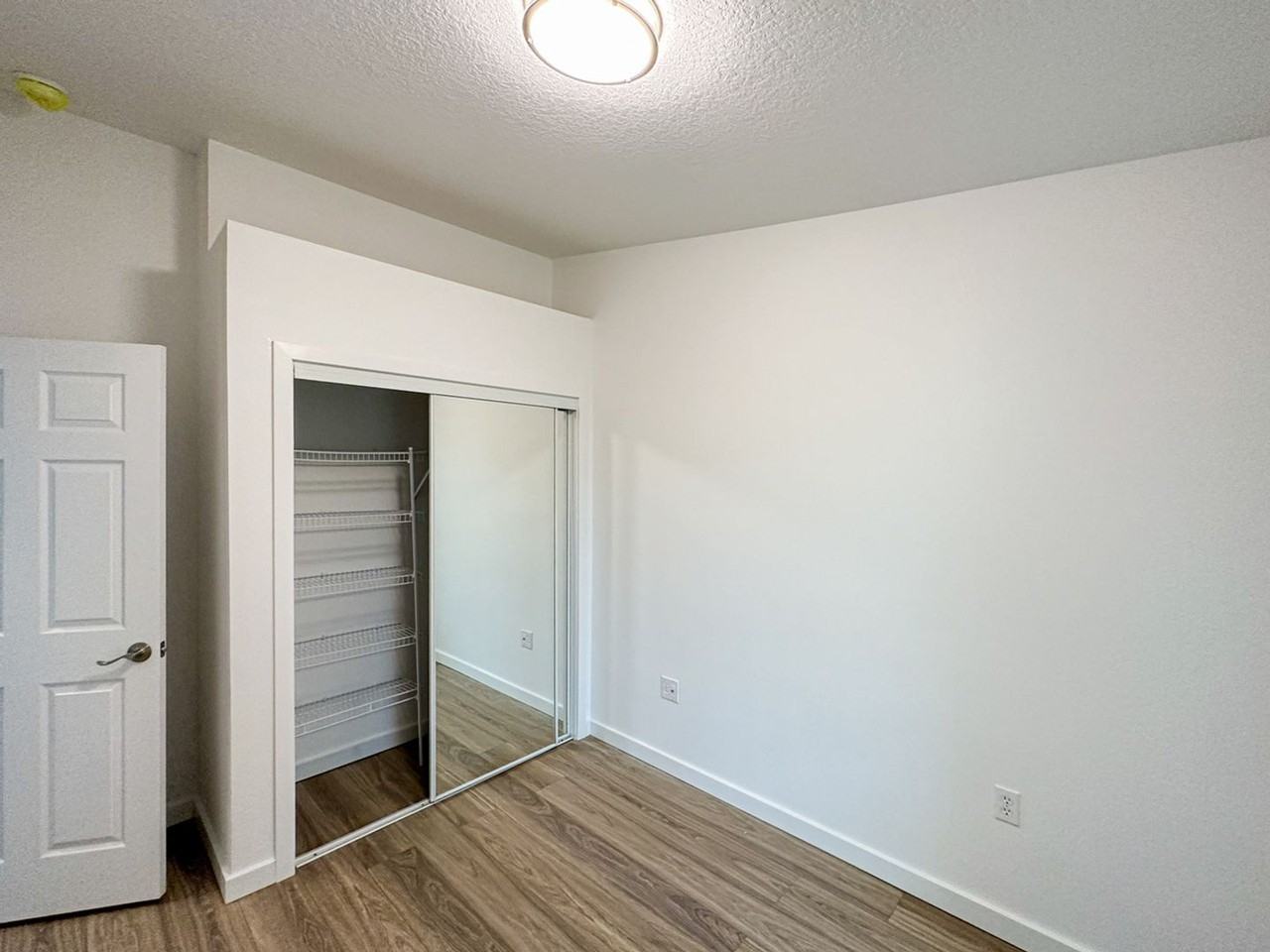 8834 Grand Palms Cir