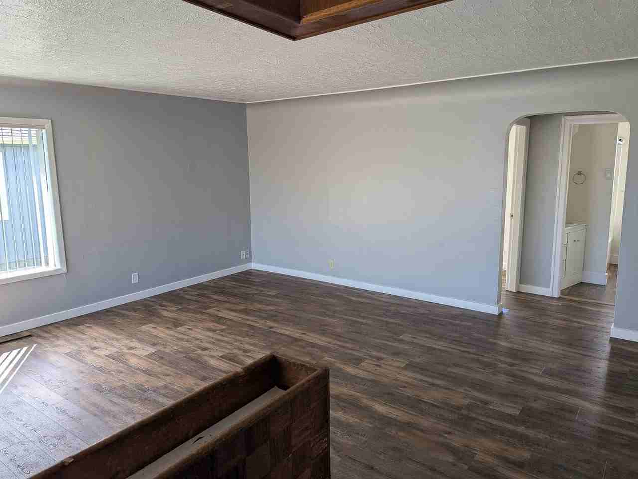 1167 Se Fenton St - Photo 2 of 15