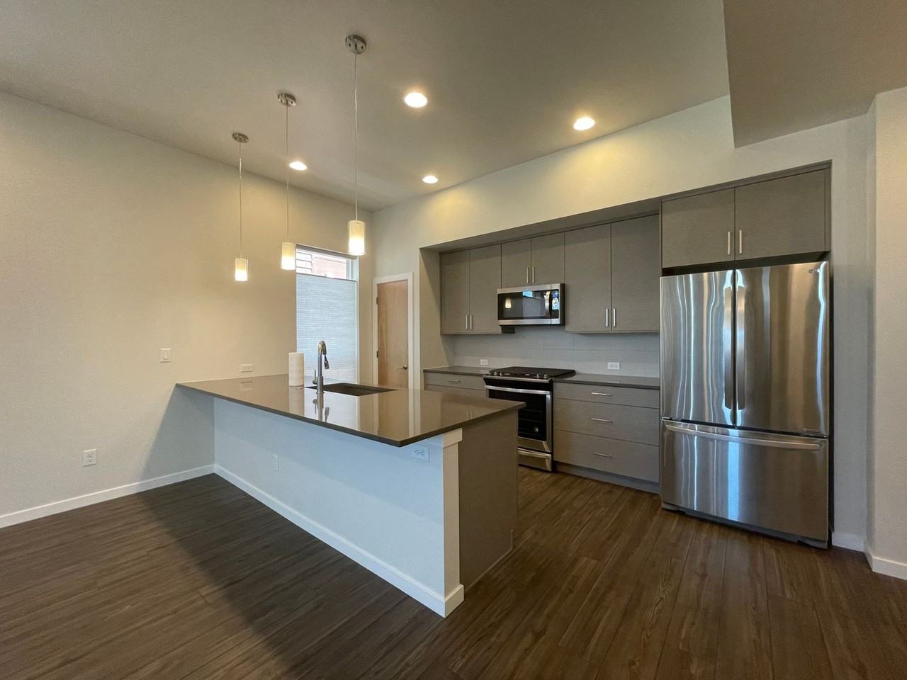 743 Kubat Ln - Photo 7 of 21