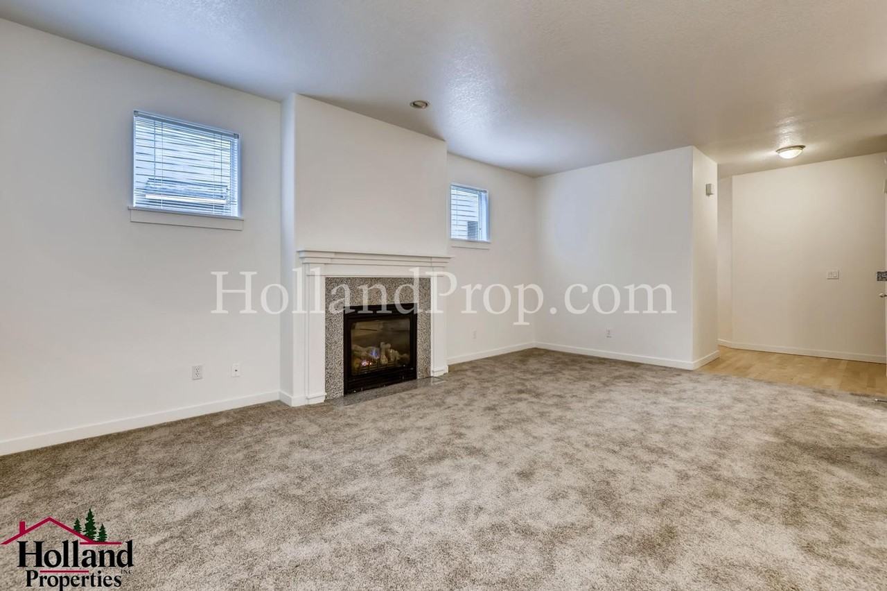 30518 Sw Ruth St - Photo 3 of 26