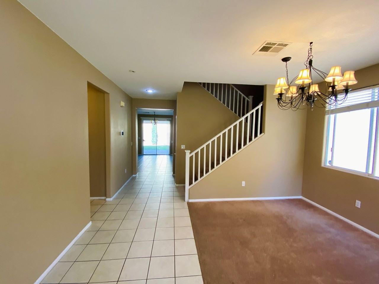 258 Rusty Plank Ave - Photo 3 of 48