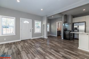 (Lease-up Only) Thirteenth St N 855 - Photo 1 of 1