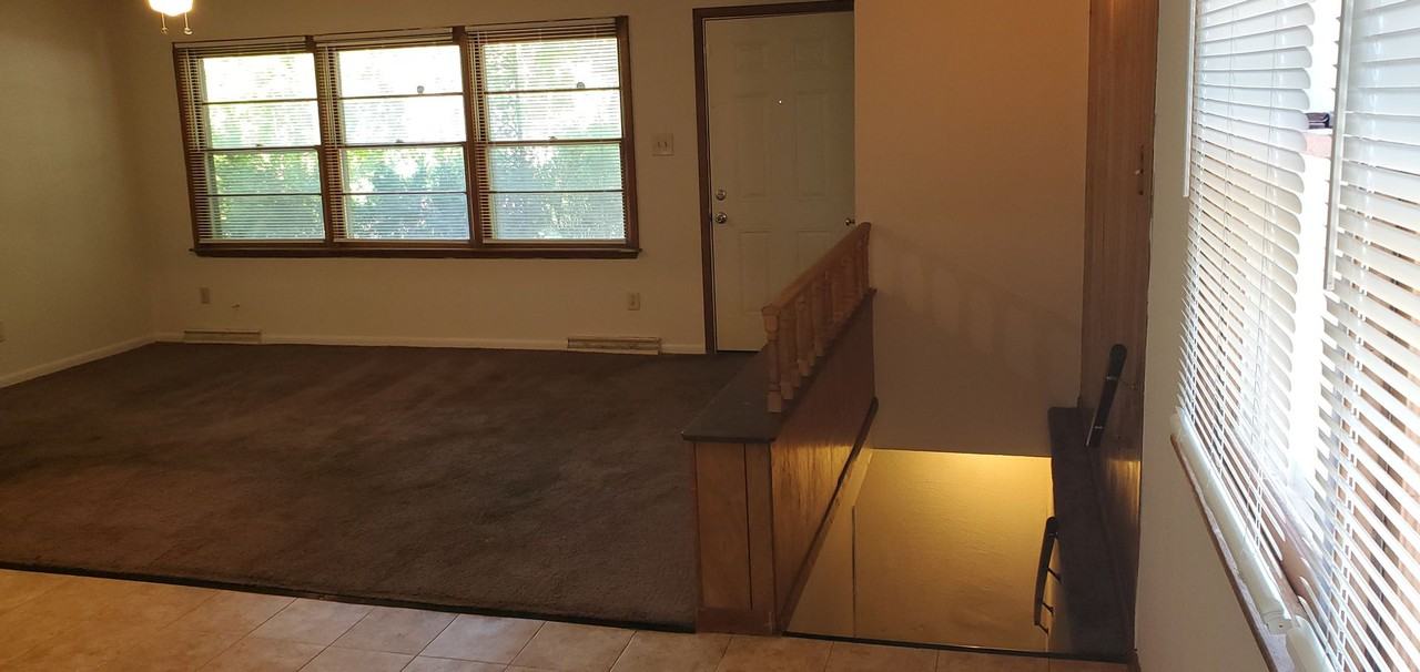 4608 Orchard Ln - Photo 3 of 18