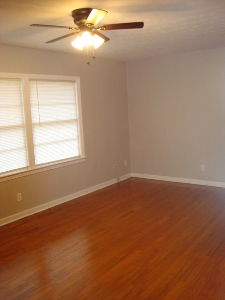 804 Goodson Dr - Photo 6 of 16