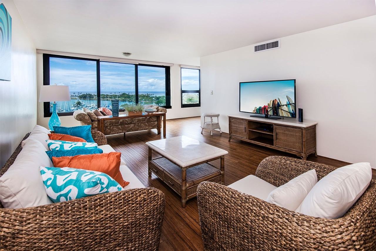 1600 Ala Moana Blvd #1110 - Photo 3 of 10