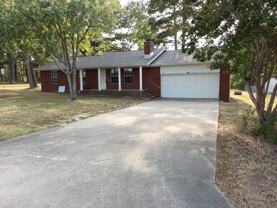 2302 Lakewood Dr - Photo 1 of 1