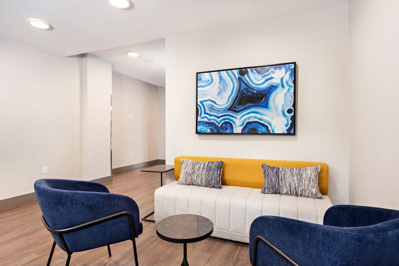 The Carter- Rental Properties - Photo 4 of 35