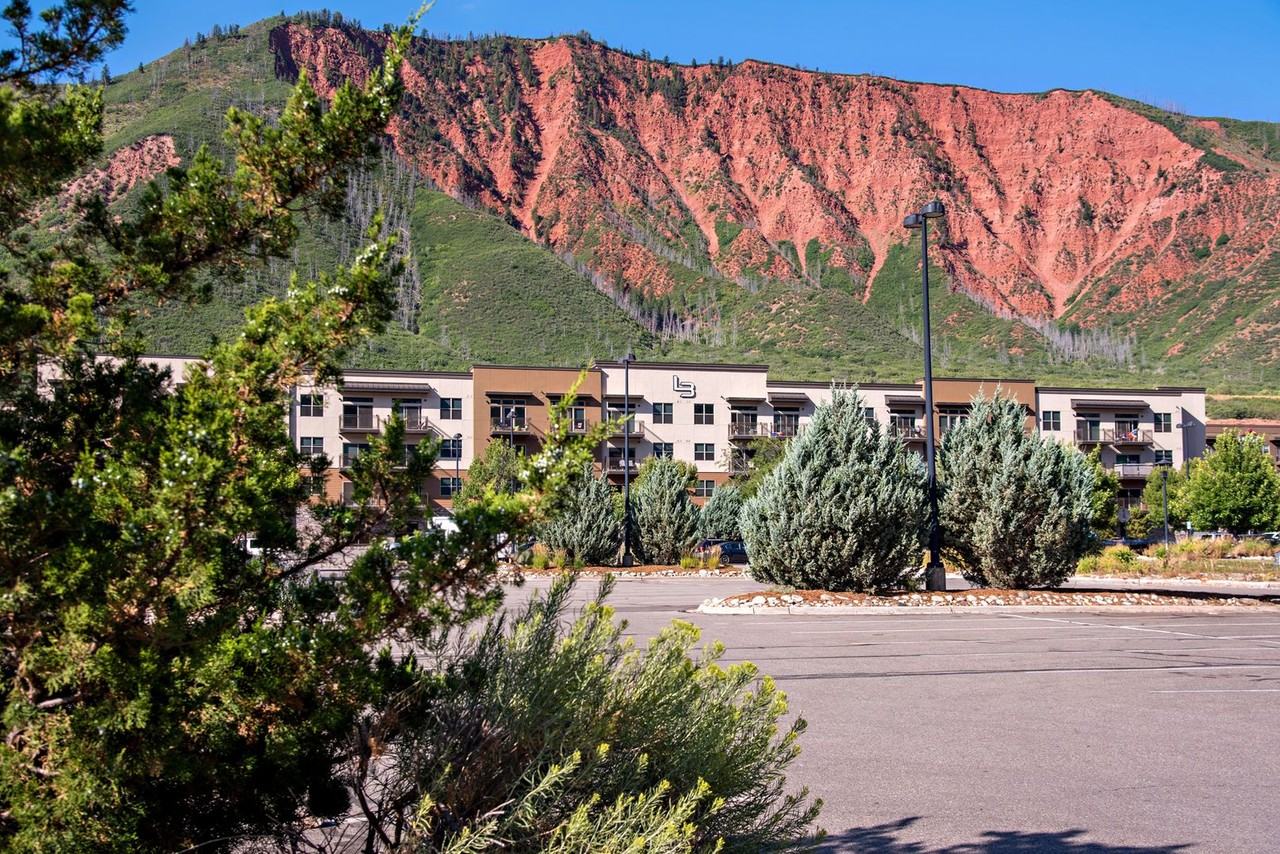 The Carter- Rental Properties - Photo 6 of 35