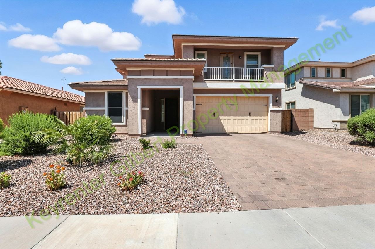 2430 E Hazeltine Way - Photo 3 of 50