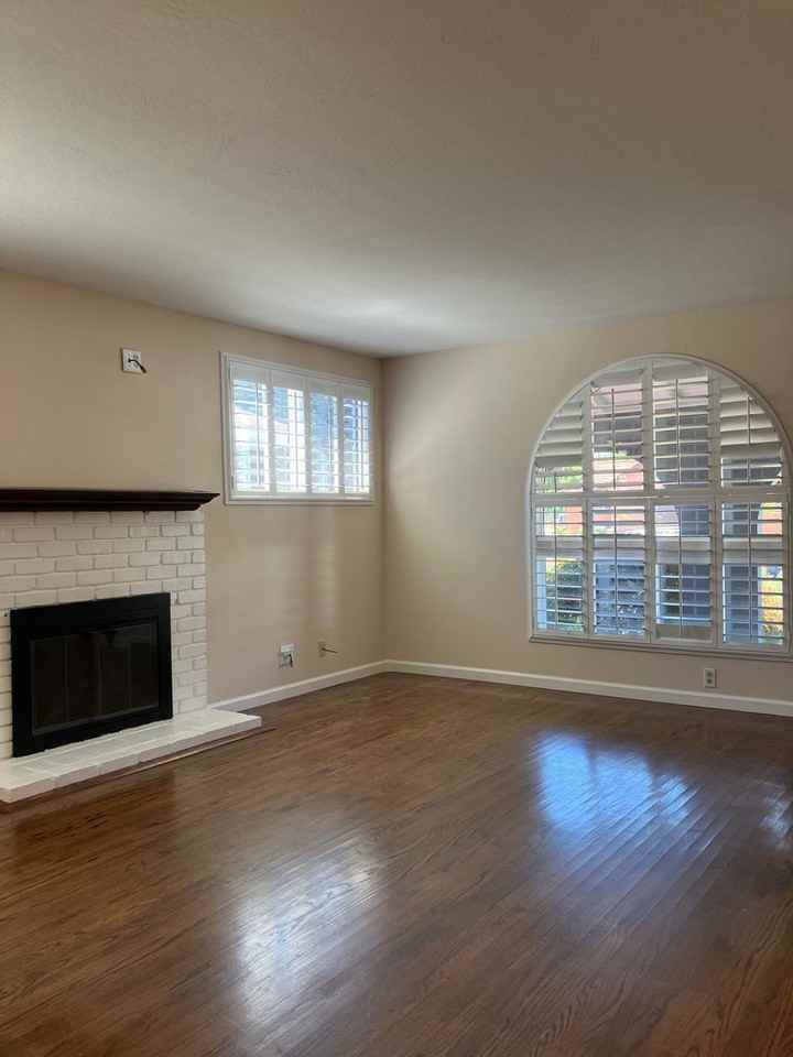 5830 Cohasset Way - Photo 3 of 17