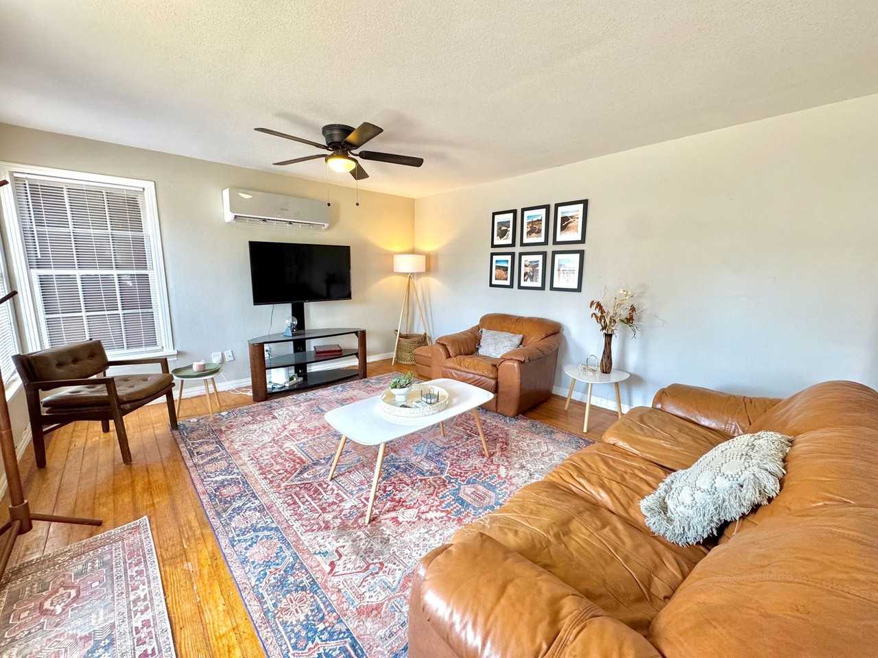 2212 27th Street - Photo 3 of 22