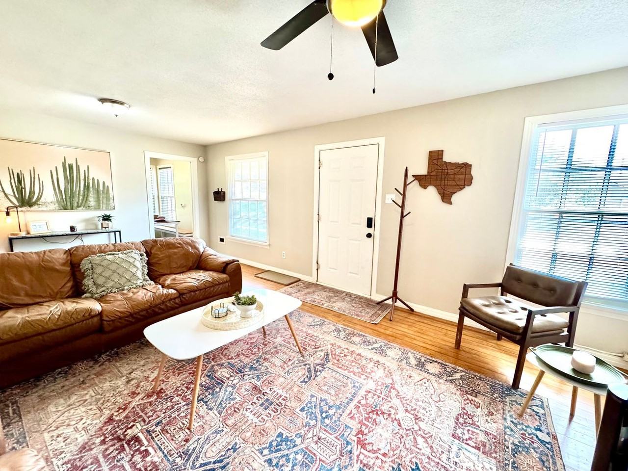 2212 27th Street - Photo 5 of 22