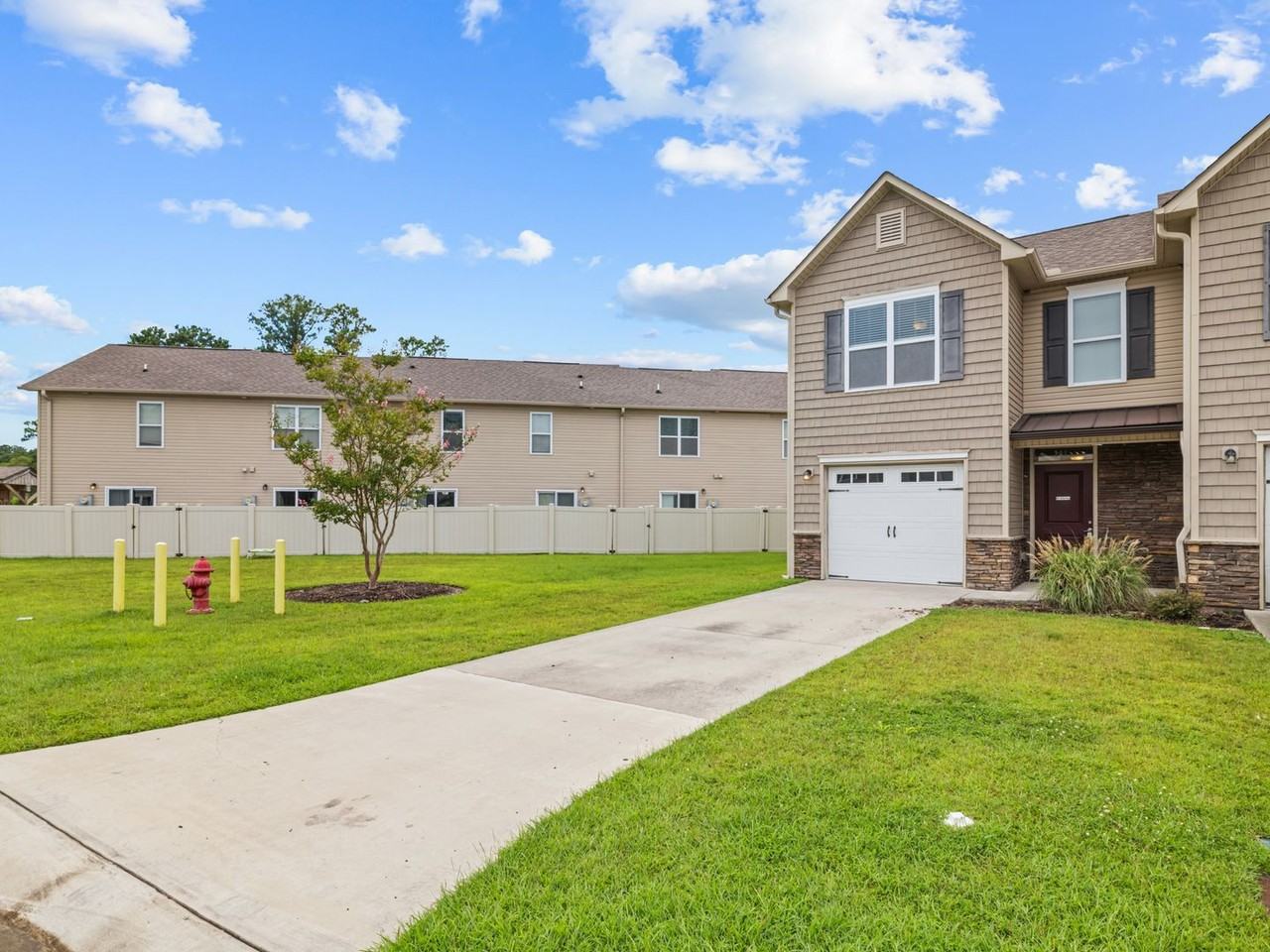 201 Boyington Place Rd - Photo 2 of 30